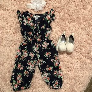 Flutter sleeve floral baby romper!